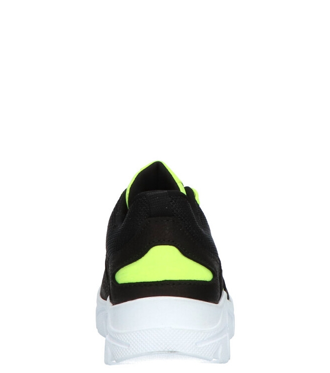 Track Style sneaker <span>321375 189</span> 321375 189 zwart - www.bremmerschoenen.live - Bremmer Schoenen
