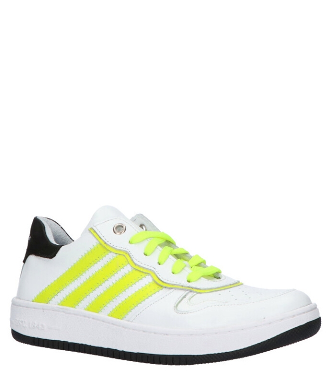 Track Style sneaker <span>321365 600</span> 321365 600 wit - www.bremmerschoenen.live - Bremmer Schoenen