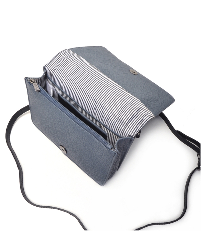 Berba Berba Kleptas <span>125-039-08</span> Atlantic Berba Kleptas <span>125-039-08</span> 125-039-08 blauw - www.bremmerschoenen.live - Bremmer Schoenen