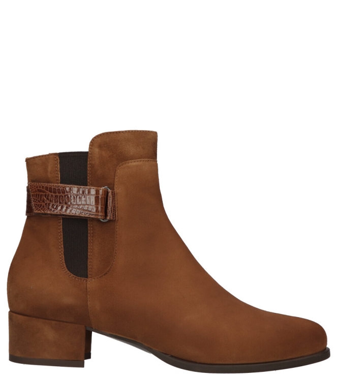 Volare Volare enkellaars <span>2027 Cognac</span> camoscio 049 kaibo new rust Volare enkellaars <span>2027 Cognac</span> 2027 Cognac cognac - www.bremmerschoenen.live - Bremmer Schoenen
