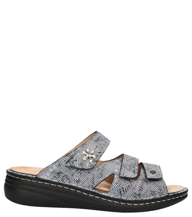 Finn Comfort Finn Comfort slipper <span>2640 732241 Grenada</span> blue Finn Comfort slipper <span>2640 732241 Grenada</span> 2640 732241 Grenada blauw - www.bremmerschoenen.live - Bremmer Schoenen