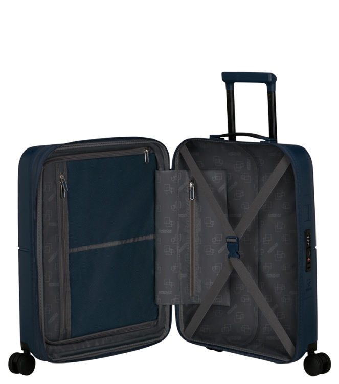 American Tourister AT trolley <span>151859 1549 Dashpop Spinner 55</span> Midnight Blue AT trolley <span>151859 1549 Dashpop Spinner 55</span> 151859 1549 Dashpop Spinner 55 blauw - www.bremmerschoenen.live - Bremmer Schoenen