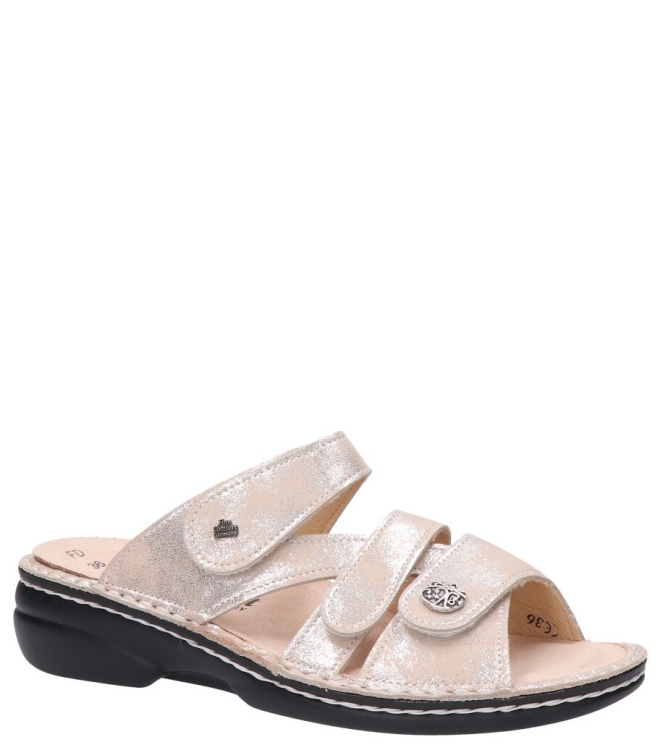 Finn Comfort slipper <span>82568 843525 Ventura-S</span> 82568 843525 Ventura-S beige - www.bremmerschoenen.live - Bremmer Schoenen