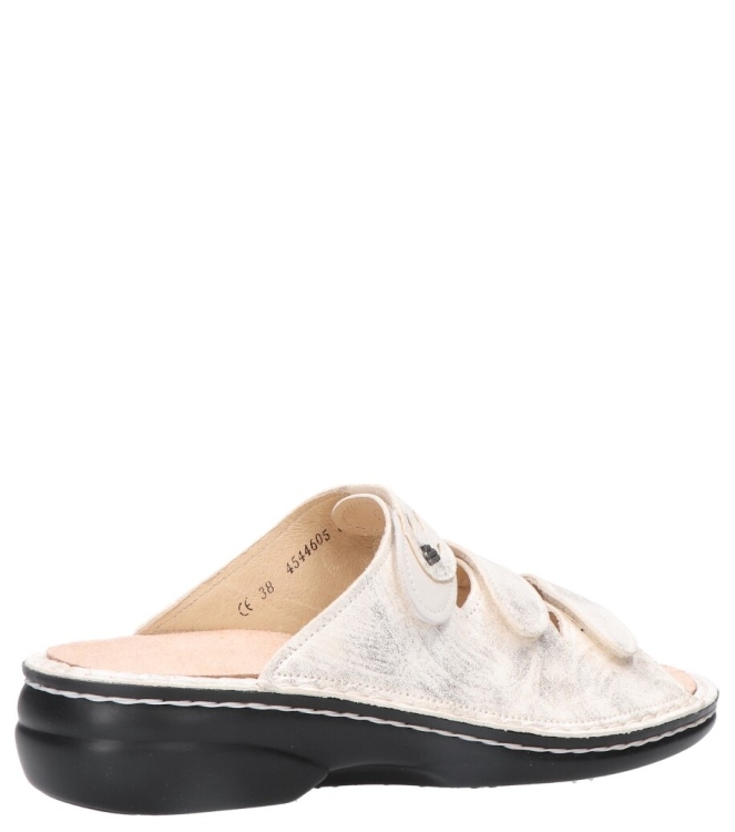 Finn Comfort Finn Comfort slipper <span>2554 902898 Kos</span> 902898 oro-latte Finn Comfort slipper <span>2554 902898 Kos</span> 2554 902898 Kos beige - www.bremmerschoenen.live - Bremmer Schoenen