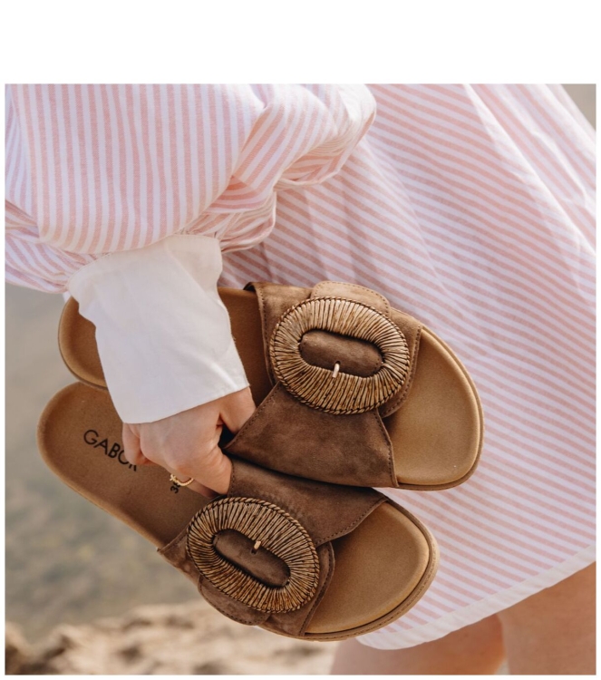 Gabor slipper <span>83.742.14</span> 83.742.14 beige - www.bremmerschoenen.live - Bremmer Schoenen