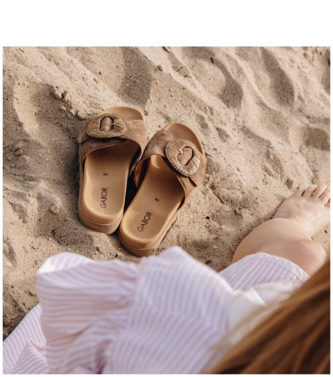 Gabor slipper <span>83.742.14</span> 83.742.14 beige - www.bremmerschoenen.live - Bremmer Schoenen