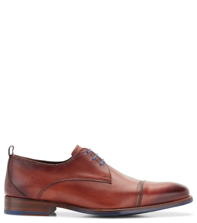 Floris van Bommel Floris van Bommel veterschoen <span>De Stapper 02.00 SFM-30118 24-01 18006/00</span> Cognac Floris van Bommel veterschoen <span>De Stapper 02.00 SFM-30118 24-01 18006/00</span> De Stapper 02.00 SFM-30118 24-01 18006/00 cognac - www.bremmerschoenen.live - Bremmer Schoenen