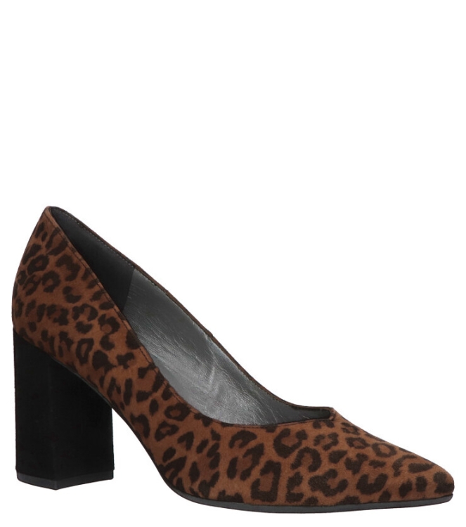 Peter Kaiser Peter Kaiser pump <span>77411 669</span> sable lea schwarz suede Peter Kaiser pump <span>77411 669</span> 77411 669 bruin - www.bremmerschoenen.live - Bremmer Schoenen