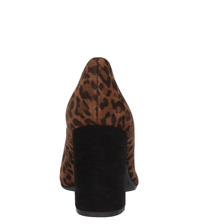 Peter Kaiser Peter Kaiser pump <span>77411 669</span> sable lea schwarz suede Peter Kaiser pump <span>77411 669</span> 77411 669 bruin - www.bremmerschoenen.live - Bremmer Schoenen